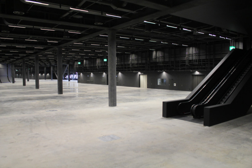plush74 black fair venue basel 5
