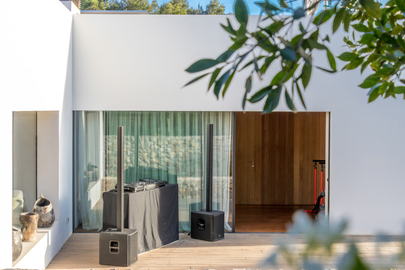 plush74 boundless nature villa 38