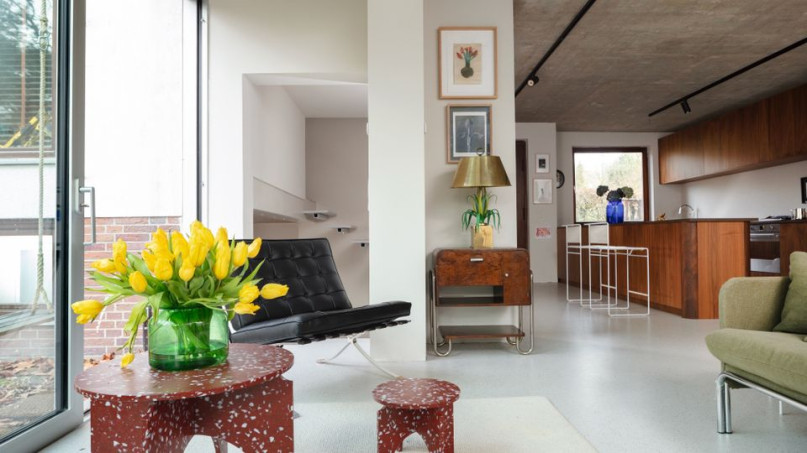 plush74 cinematic mid century designer retreat with garden views 10