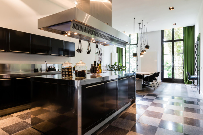 plush74 classic canal house amsterdam 48