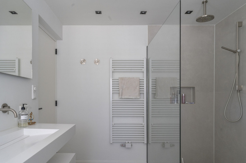 plush74 clean modern villa laren 33