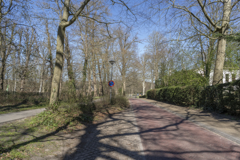 plush74 bunte Familienvilla overveen 125