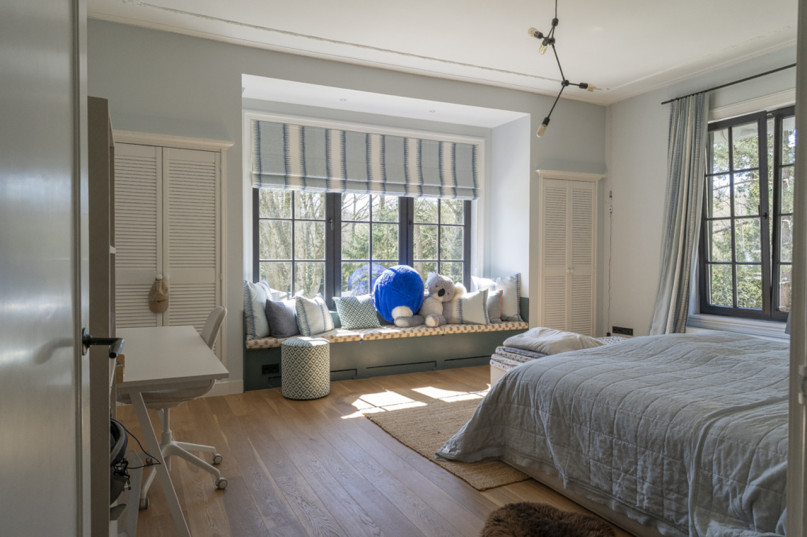 plush74 bunte Familienvilla overveen 68