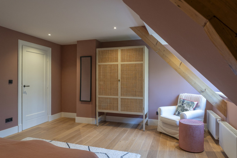 plush74 bunte Familienvilla overveen 82