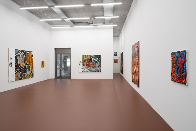 plush74 contemporary white space 5