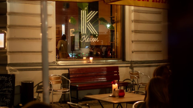 plush74 corner restaurant berlin kreuzberg 7