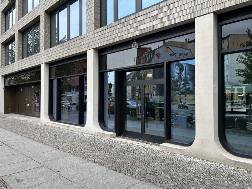 plush74 empty store space berlin mitte 3 (2)