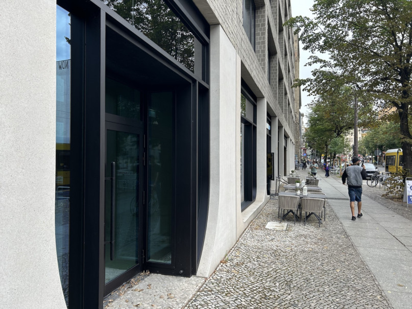 plush74 empty store space berlin mitte 9 (2)
