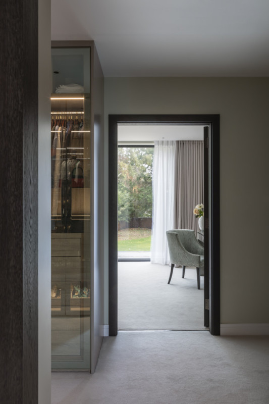 plush74 esher location house 18