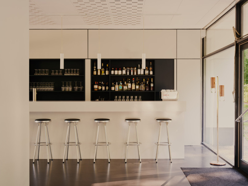 pluche74 eternithaus im hansaviertel bar entree terras 3