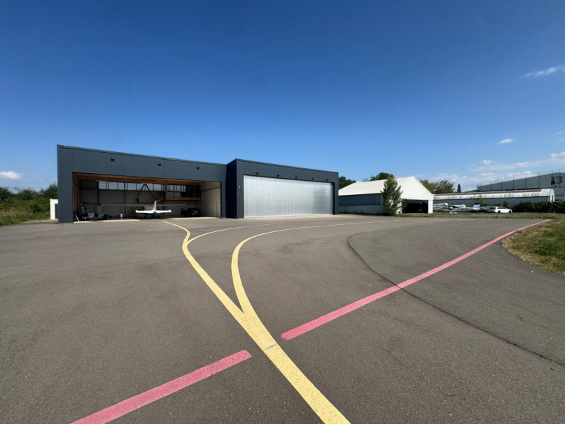 plush74 event photo film location germany speyer airfield hangar 2