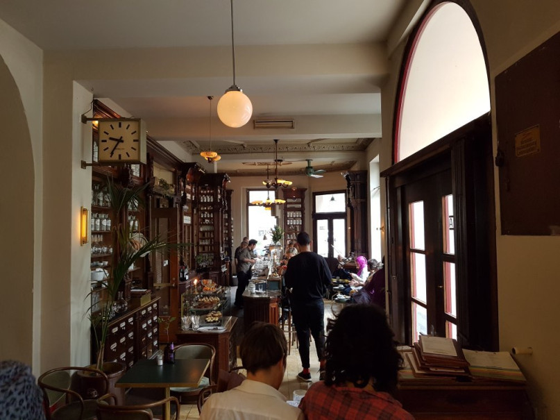 plush74 film photo event location beautiful bar berlin germany 14