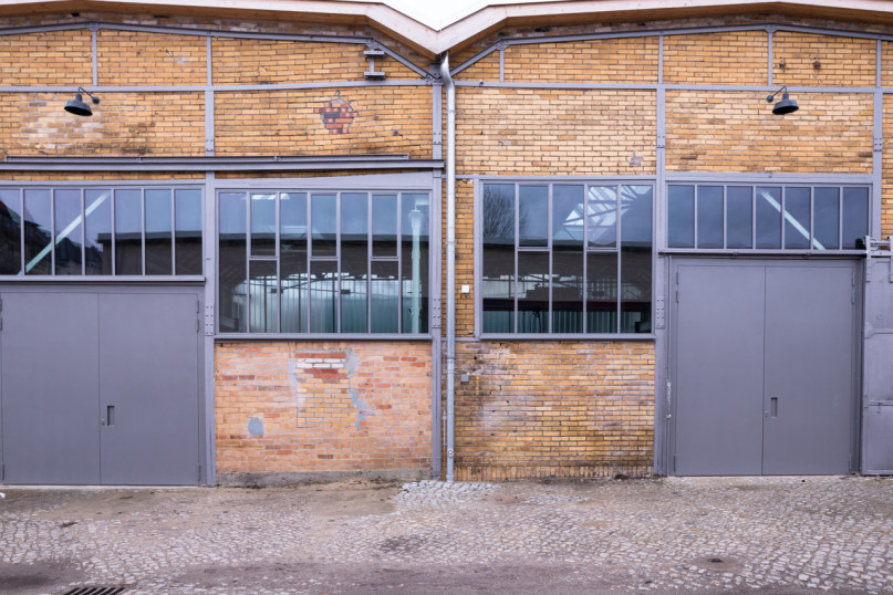 plush74 film foto event ort berlin deutschland industrieller brutalismus 4