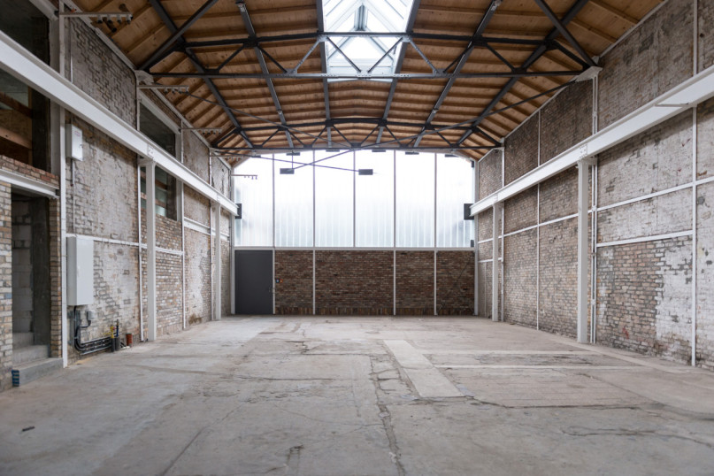 plüsch74 film foto event ort berlin deutschland industrieller brutalismus 67