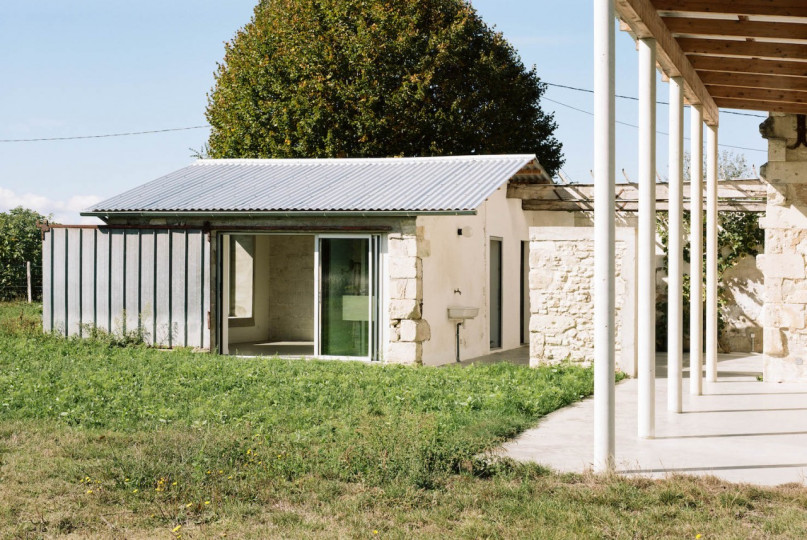 plush74 film photo event location france charente modern country house 14