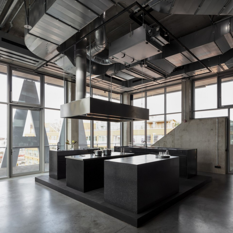 plush74 film foto evento location germania munich rooftop cucina sport suite 3