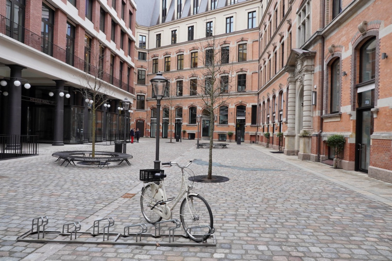 plush74 film foto evento location amburgo germania strade palaishof1