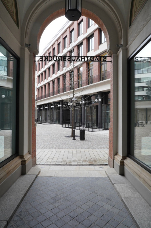 peluche74 film foto evento location amburgo germania strade palaishof18