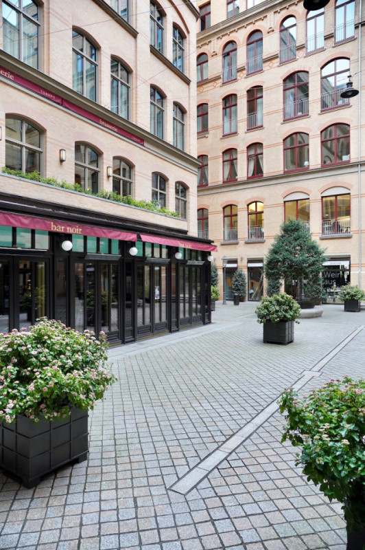 pluche74 film foto evenement locatie hamburg duitsland straten treppenhof10