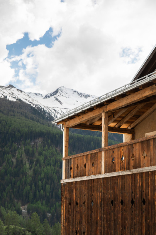 plush74 film photo event location switzerland engadin ardez house loft 60