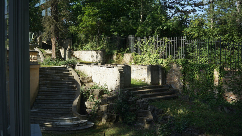 plush74 film photo shooting location scouting berlin area potsdam villa luxury garden historic90