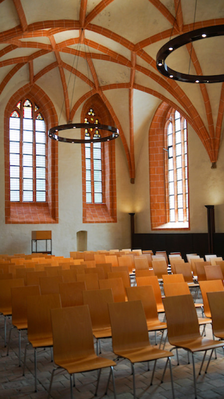 plush74 film photo shooting location scouting berlin chapel university11