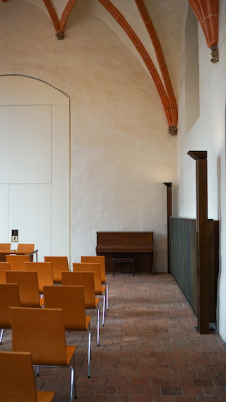 plush74 film photo shooting location scouting berlin chapel university7