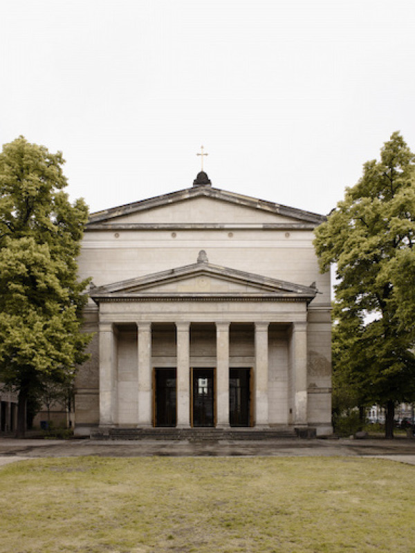 plush74 film photo shooting location scouting chapel church8