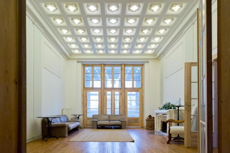 plush74 garden castle 1