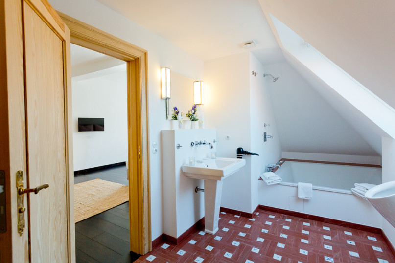 plush74 garden castle 9