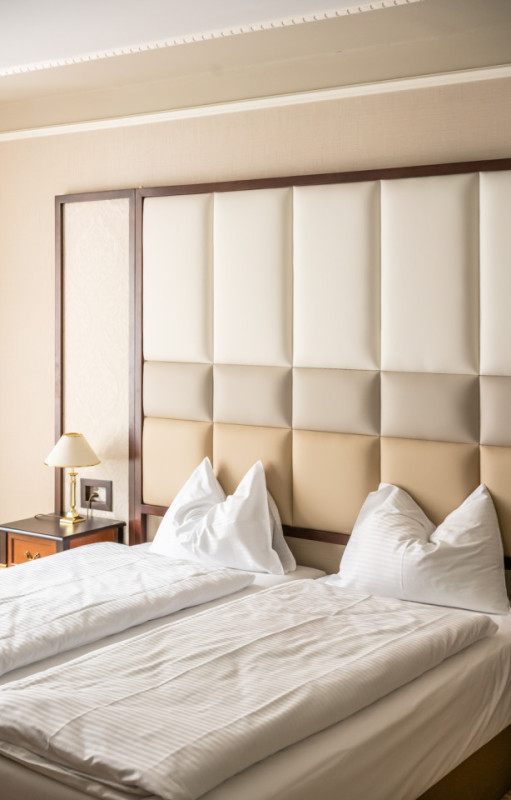 plush74 grand history hotel 1 (1)