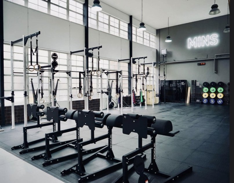 plüsch74 fitnessstudio crossfit berlin location film foto event industrial2