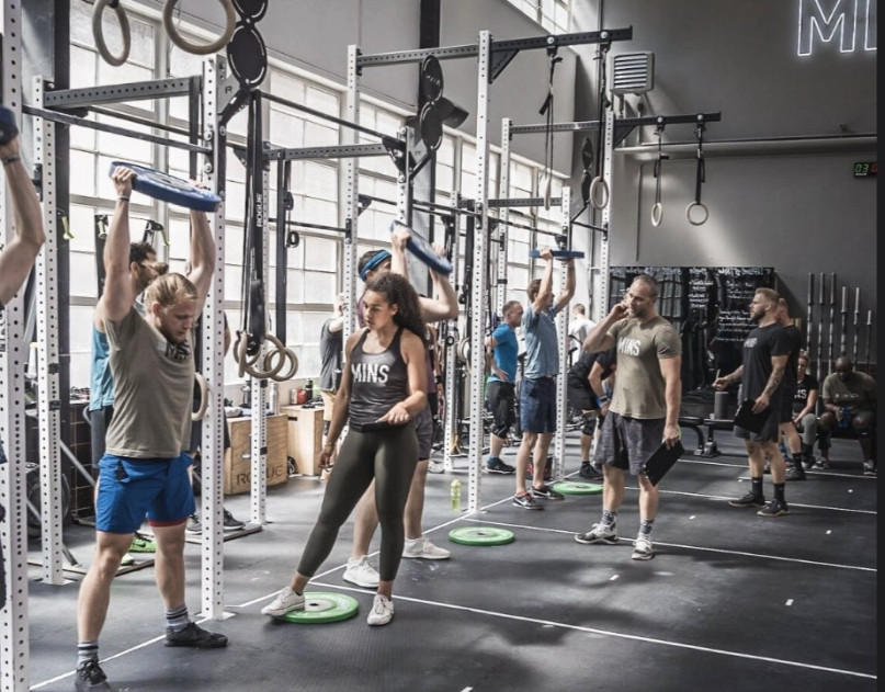 plüsch74 fitnessstudio crossfit berlin location film foto event industrial5