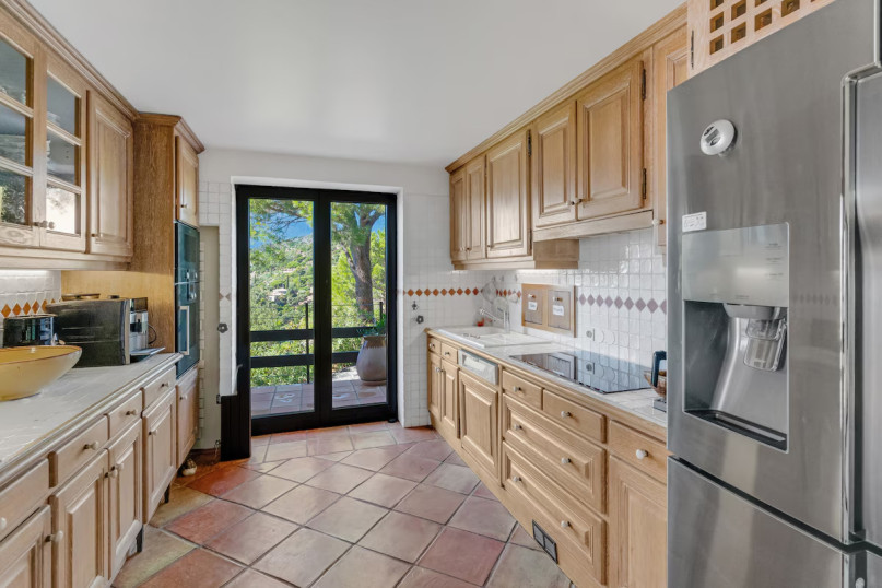 plush74 hillside villa with sea view 10