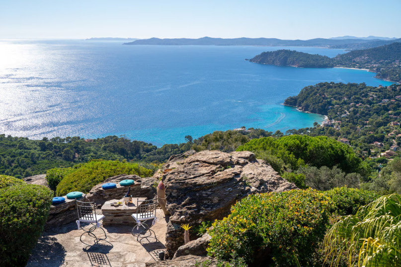 plush74 hillside villa with sea view 40
