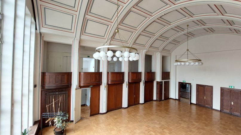 plush74 historical radio station berlin 18