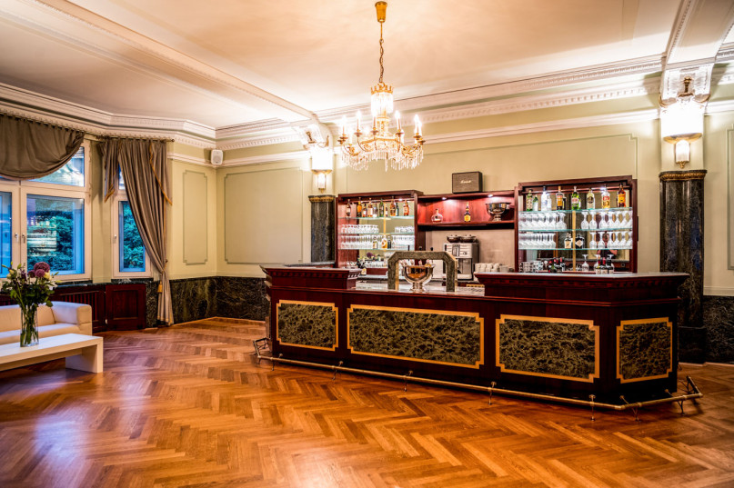 plush74 historical venue berlin 3 (1)