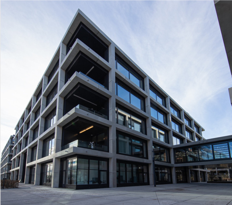 plush74 Haus der Kommunikation 1