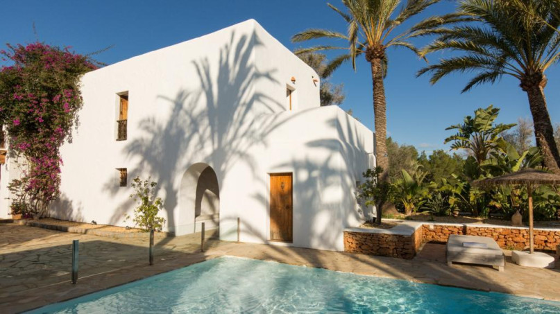 pluche74 ibiza villa rustieke locatie fotofilm00008