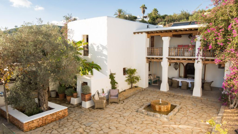 pluche74 ibiza villa rustieke locatie foto film00022