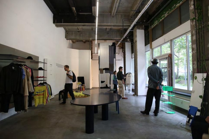 felpa74 pop up industrial berlin1 1 (1)