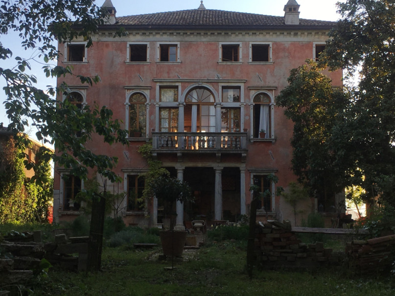 plush74 italian palazzo 37