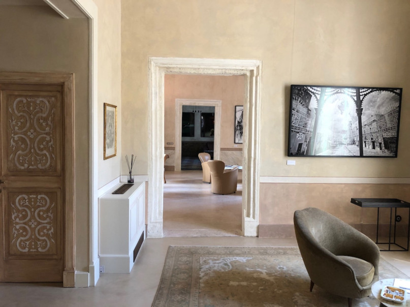 plush74 italy apulia location rent shoot film photo historic palazzo pool courtyard 18