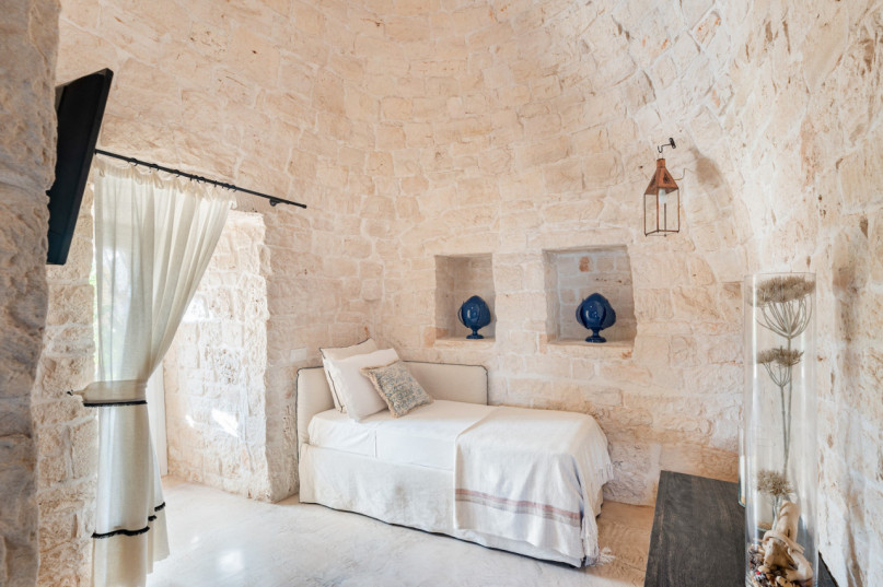 plush74 italy apulia location rent shoot film photo trullo pool 20