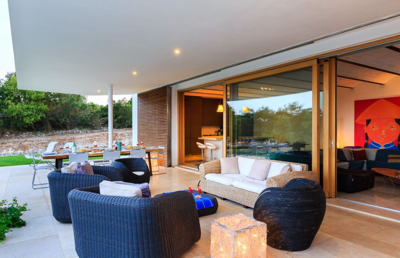 plush74 Italien Apulien Location mieten Filmaufnahme Foto Villa Stein Garten Pool 16