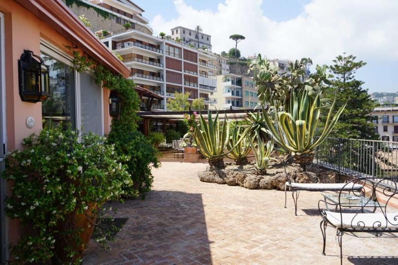 felpa74 italia napoli alquiler rodaje foto calles playa restaurante 9