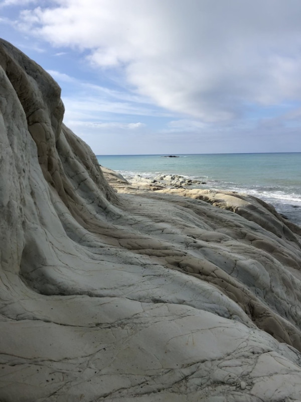 plush74 Italien Sizilien Drehort mieten Film Foto Strand Ruinen Felsen 15