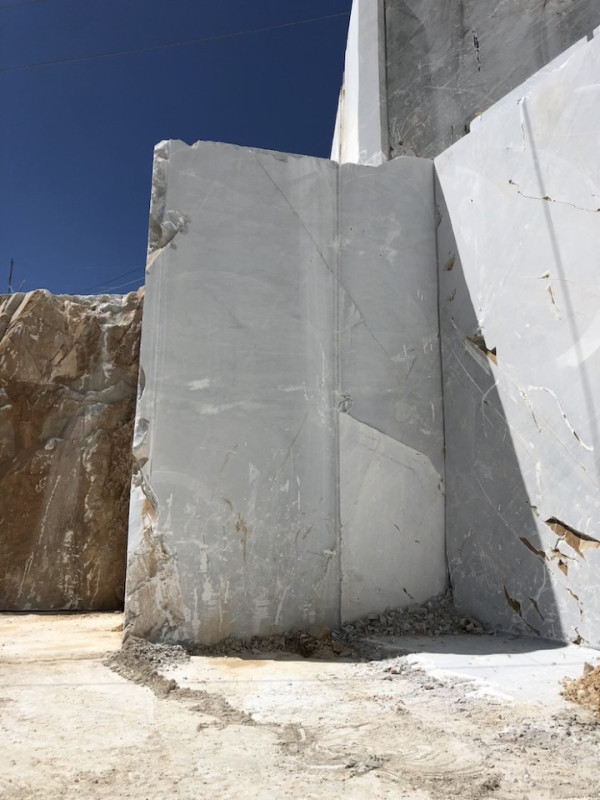 felpa74 italia toscana lugar alquiler rodaje película foto cantera de mármol montaña 11