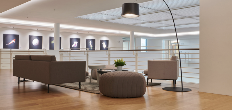 plush74 light filled atrium hafencity hamburg 3 (1)