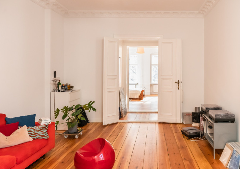 plush74 light flooded apartment 11